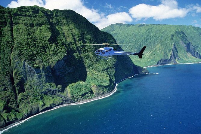 West Maui and Molokai Special 45-Minute Helicopter Tour - Crossing the Channel to View Molokai’s Sea Cliffs