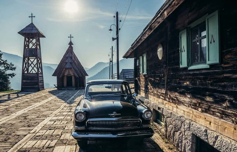 West of Belgrade: Woodentown, argan 8 train & Drina River - Key Points