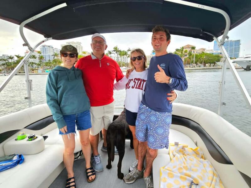 West Palm Beach: Narrated History & Celebrity Boat Tour - Scenic Viewpoint: Peanut Island and Its Lagoon