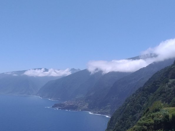 West Tour - 4x4 (Small Group) - Walking Along the Levadas: Water Engineering and Scenic Trails