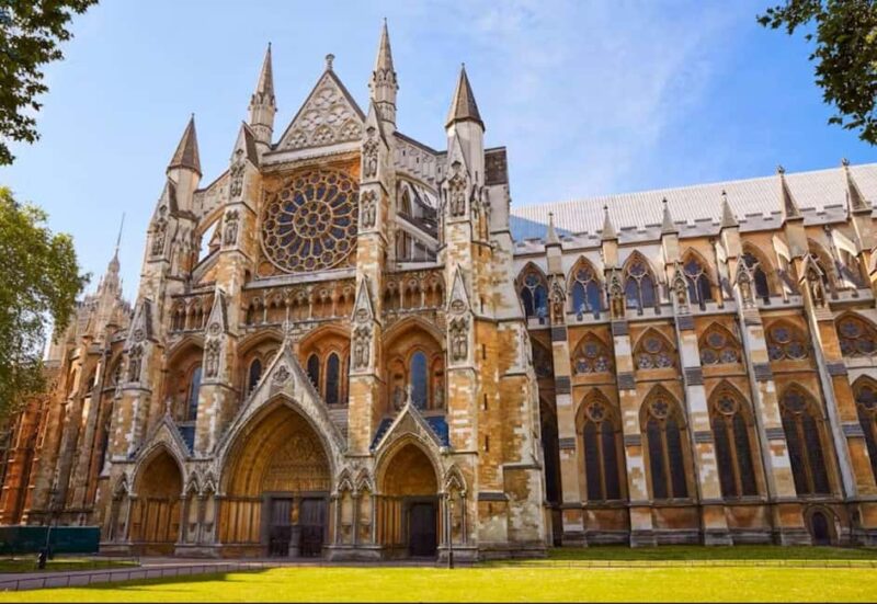 Westminster Abbey private guided tour with expert guide - Key Points