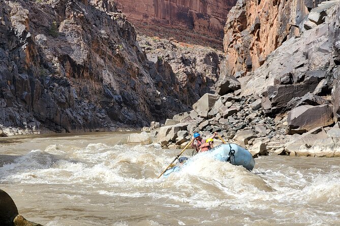 Westwater Canyon Full-Day Rafting Adventure from Moab - Navigating the Rapids: What to Expect on the Water