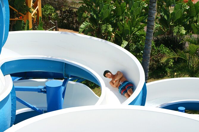 Wet 'n' Wild Waterpark Admission Ticket w/ Waikiki Transportation - Food, Drink, and Park Amenities