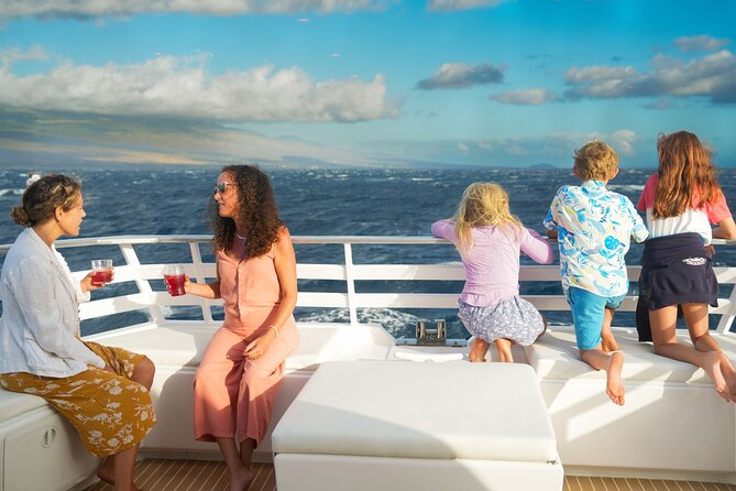 Whale Watch and Turtles Snorkel - Family-Friendly Atmosphere and Kid-Friendly Features