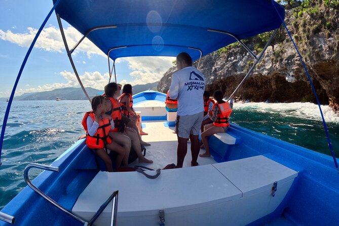 Whale Watching and Los Arcos 5 Islands Adventure - Visiting Los Arcos Marine Sanctuary: Snorkeling and Marine Life
