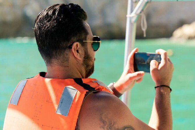 Whale Watching in Cabo San Lucas - Logistics and Group Size: Small, Intimate Experience