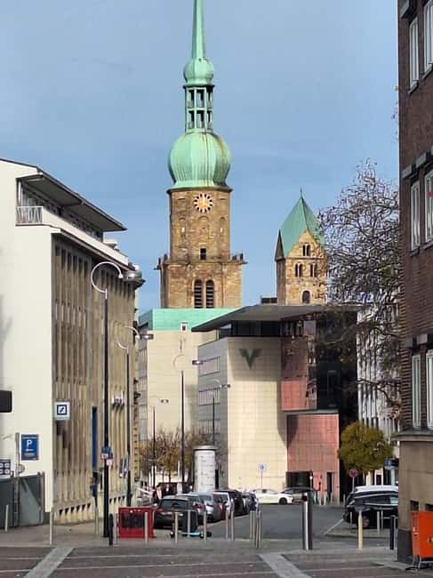 What made Dortmund rich: bike tour incl. drink - Practical Details: Meeting Point and Group Size