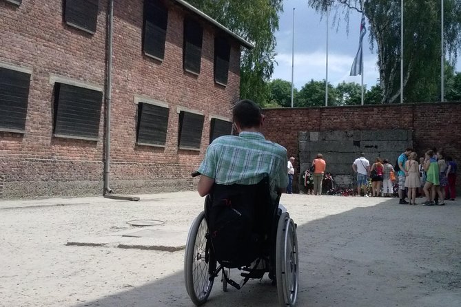Wheelchair accessible PRIVATE transfer to Auschwitz - Birkenau - Visiting Auschwitz-Birkenau in Comfort and Style