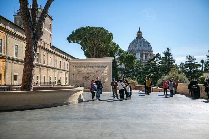 Wheelchair Accessible Vatican Tour with Skip the Line Tickets & Sistine Chapel - Insights from Reviews: Expert Guides and a Relaxed Experience