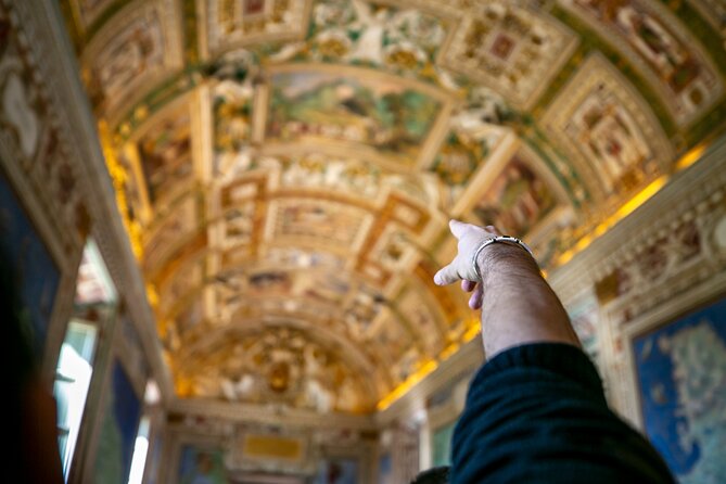 Wheelchair Users Vatican Tour Skip-the-Line Sistine Chapel - The Guide’s Role and Expertise