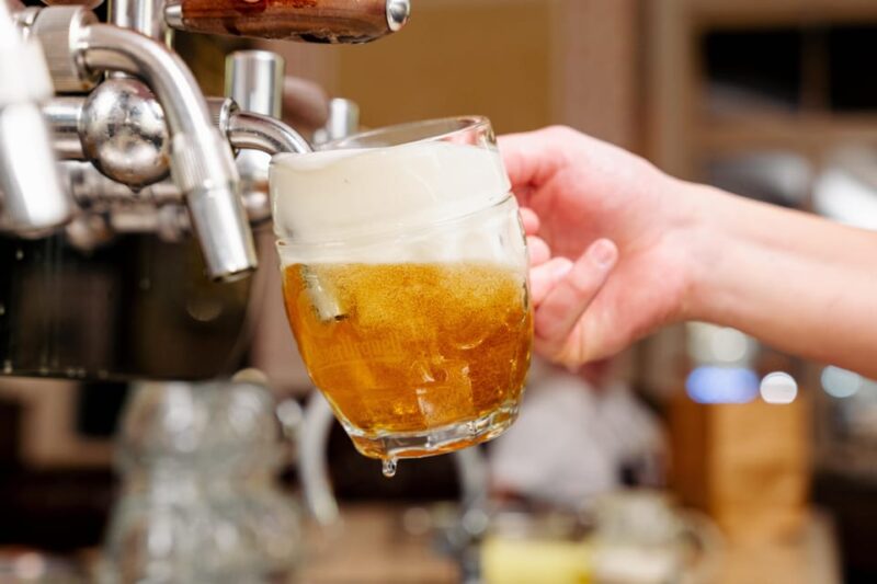 Where Czechs Drink Beer: A Short Tour and Beer Experience - Key Points