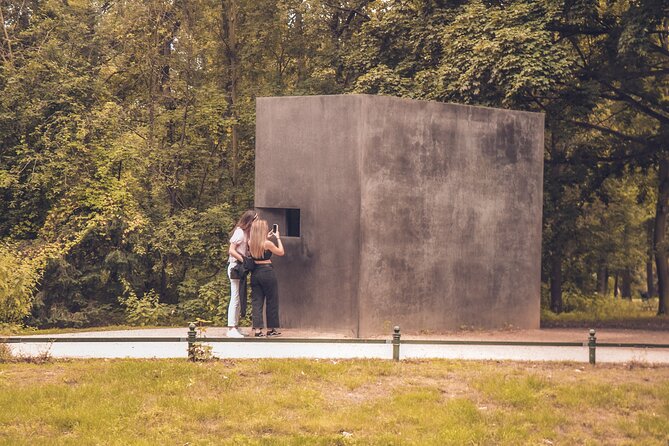 Where It All Began: Berlins Queer & Trans History Tour - Berlin’s Lesbian Scene in the 1920s