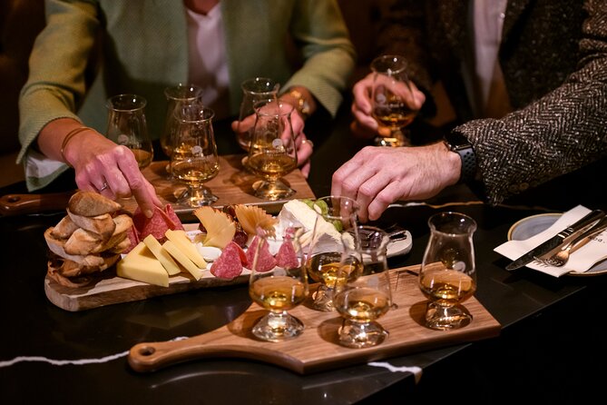 Whiskey & Wonders in Killarney - Whiskey Tasting at O Donoghue’s Public House