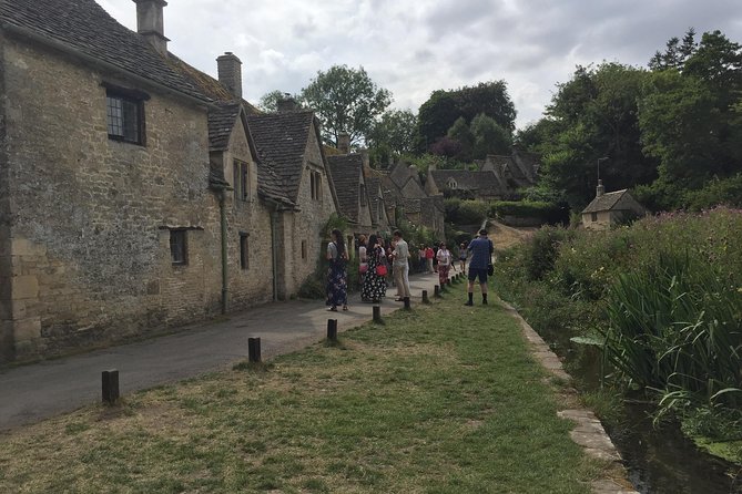 Whisky and Gin Private Tour in the Cotswolds with Driver Guide - What Is Included and What Costs Extra