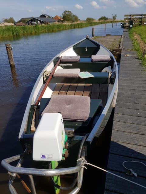 Whisperboat rental in beautiful area close to Amsterdam - Practicalities: Parking, Accessibility, and What’s Included