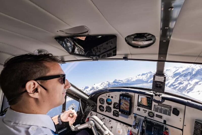 Whistler: Mountains and Glaciers Tour by Seaplane - The Spectacular 30-Minute Seaplane Flight Over Whistler