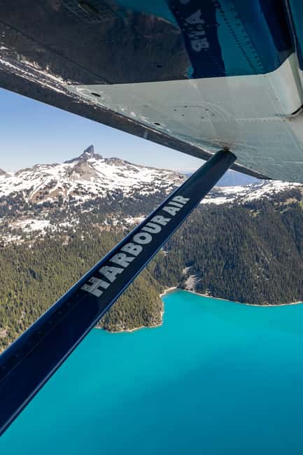 Whistler: Mountains and Glaciers Tour by Seaplane - The Experience of Flying with Harbour Air Seaplanes