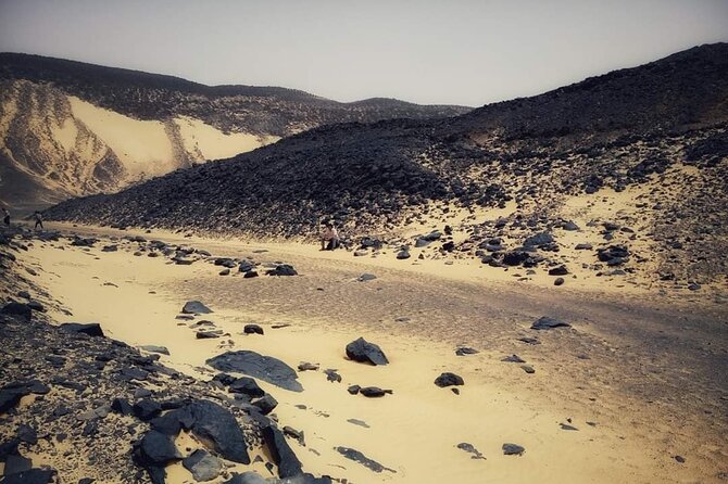 White & Black Desert tour 2 Days 1 night camping from Cairo. - White Desert’s Iconic Chalk Formations and Photography