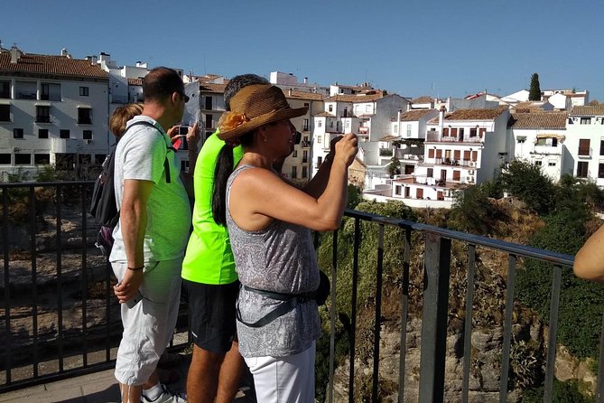 White Villages and Ronda Guided Day Tour from Seville - Ronda: The Historic Marvel with the Iconic Bridge