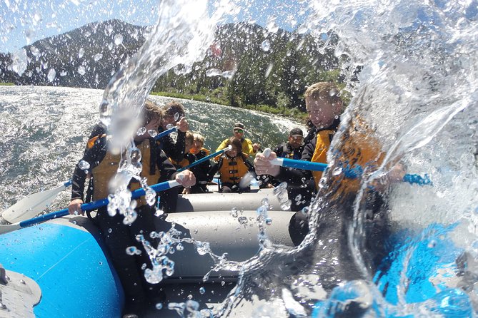 Whitewater Rafting in Jackson Hole : Family Standard Raft - Guide Expertise and Personalities on the Snake River