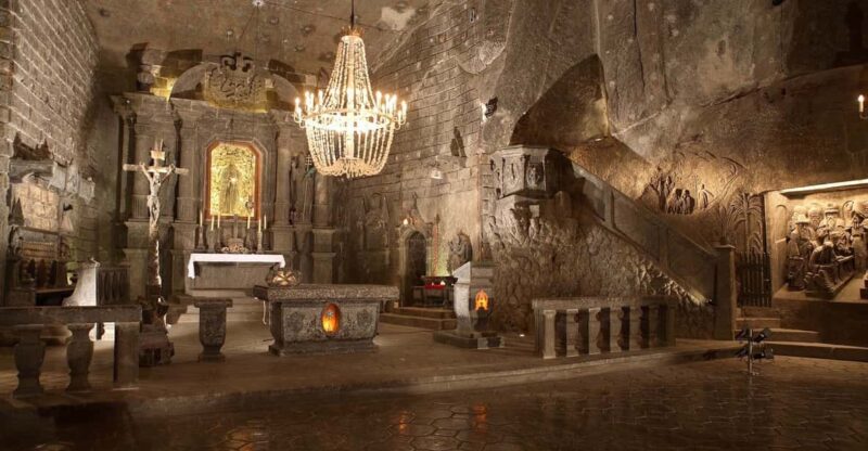 Wieliczka Salt Mine: Skip-the-Line Ticket with Guide - Salt Carvings and Sculptures: Art in the Underground