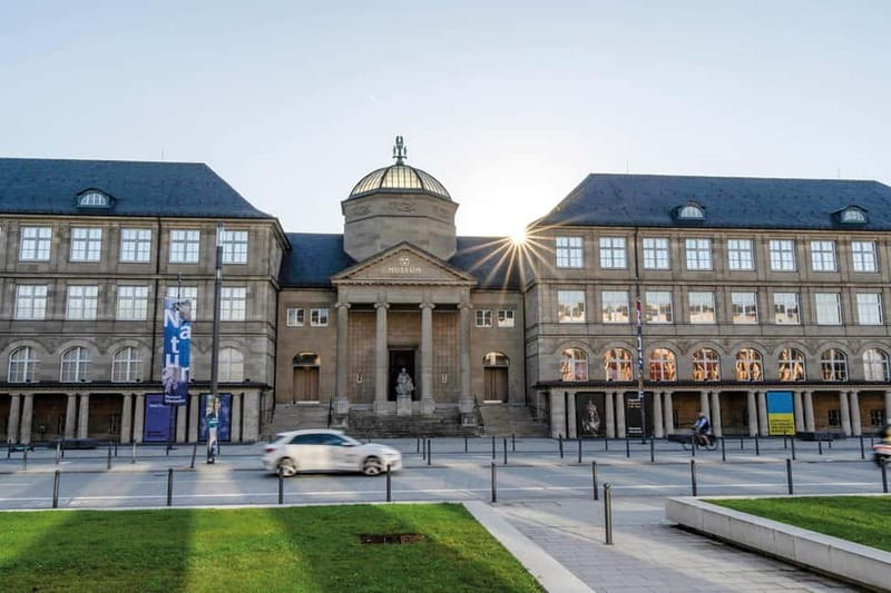 Wiesbaden: Cultural diversity - public tour - Key Points