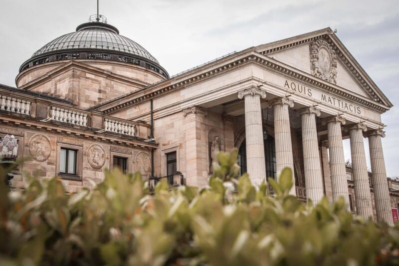 Wiesbaden: Cultural diversity - public tour - Logistics, Group Size, and Accessibility