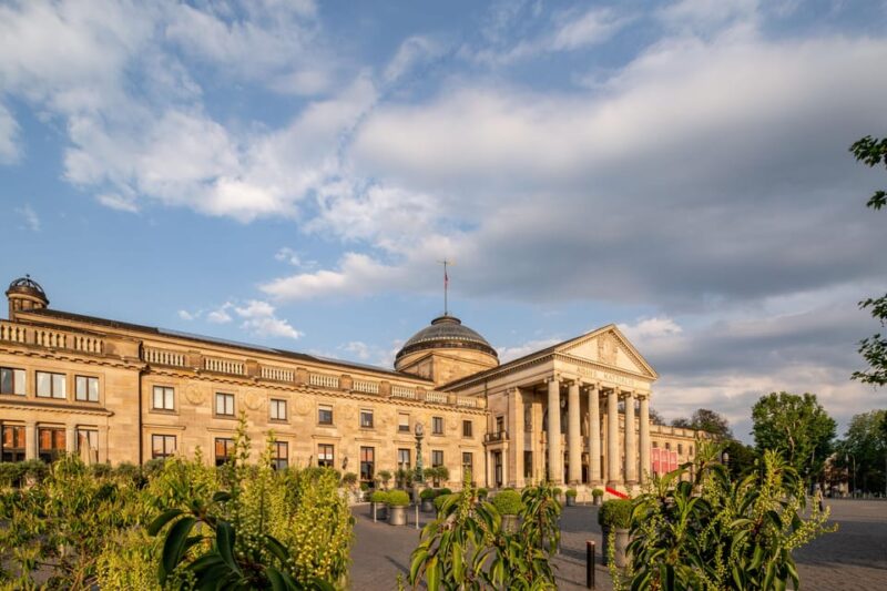 Wiesbaden: Naturally Wiesbaden - public tour - Visiting the Kaiser Friedrich Bad Spa Facility