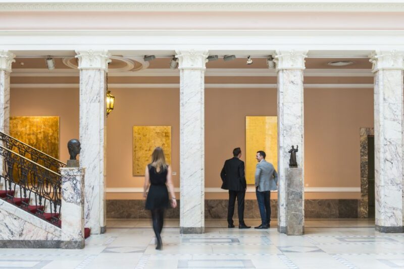 Wiesbaden: Sparkling Winemaking Tour with 3-Glass Tasting - Unique Aspects of the Wiesbaden Sparkling Wine Tour