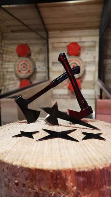 Wildness: Axe throwing in Paris 13 - Discovering the Fun Weapons: Shurikens and a Throwing Shovel