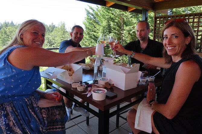 Willamette Valley Boutique Winery Tour with Lunch - Cost and Whats Included