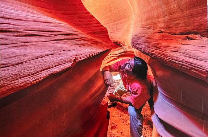 Wind Pebble Canyon Full Hiking tour through Antelope Canyon - Physical Requirements and Practical Tips