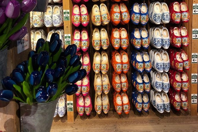 Windmill village Zaanse Schans from Amsterdam Central Station - What Makes This Tour Stand Out Compared to Others