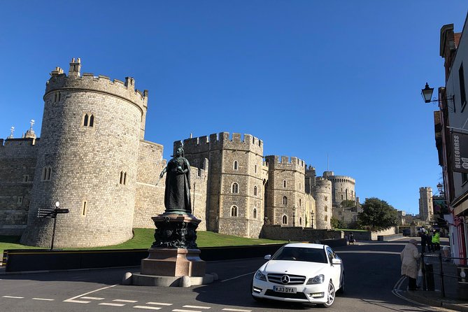Windsor Castle and Eton College Private Car with Driver Guide - A Brief Drive-by and Photo Stop at Eton College