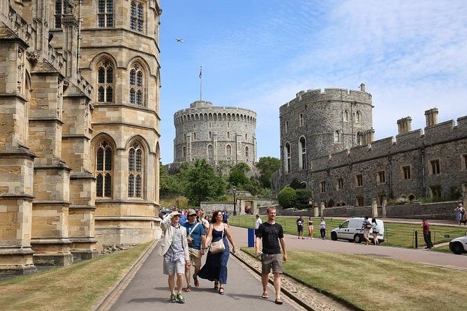 Windsor Castle Private Tour in Executive Vehicle With Admission - Exploring Eton College and Its Historic Significance