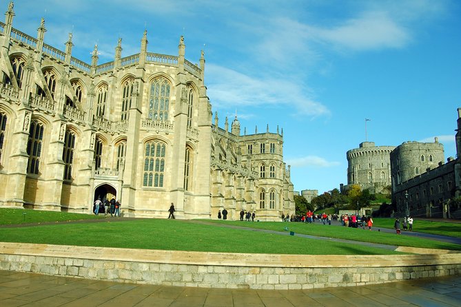 Windsor Castle Tour from London with Lunch or London Eye Upgrade - Key Points