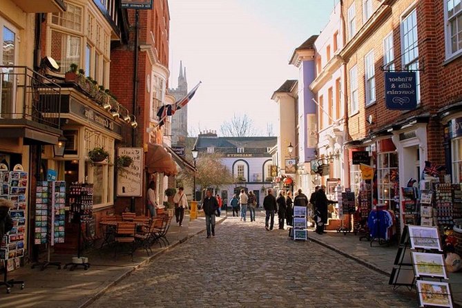 Windsor, Stonehenge and Bath Day Trip from London - The Comfort and Convenience of the Coach