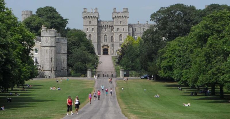 Windsor, Stonehenge Winchester Private Tour includes entry - Explore Royal Windsor Castle, Stonehenge, and Winchester Cathedral in a Single Day