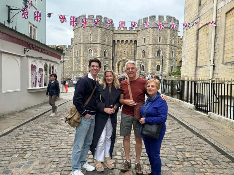 Windsor Town Daily Walking Tour (11am & 2pm) - Discovering Eton College and Riverside Charm