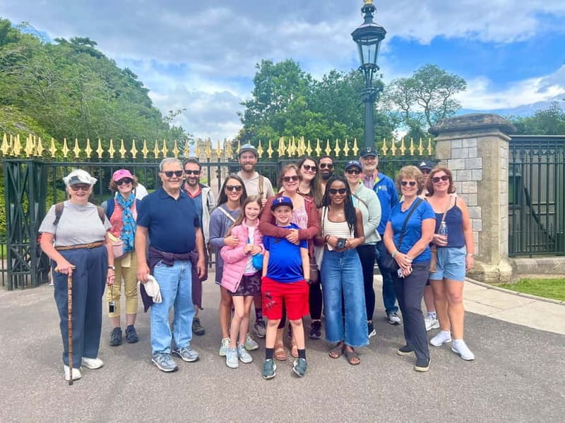 Windsor Town Daily Walking Tour (11am & 2pm) - Practical Details: Meeting, Group Size, and Accessibility