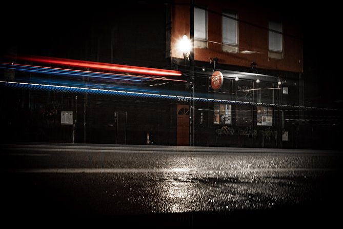 Windy City Ghosts: Hauntings of Chicago Walking Tour - Inside the Stories of Haunted Locations