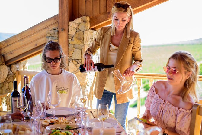 Wine and Dine at ArmAs Winery - Scenic Tasting on the Balcony Overlooking the Vineyards