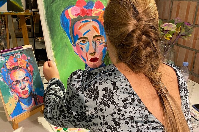 Wine and Painting Workshop Experience in Brussels - The Guide: Maricela’s Warm and Organized Style