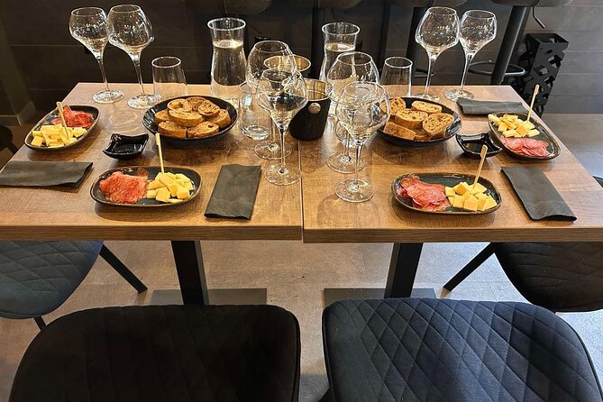 Wine and Tapas Boutique Bulgarian Wine Tasting - Reviews Highlighting the Experience