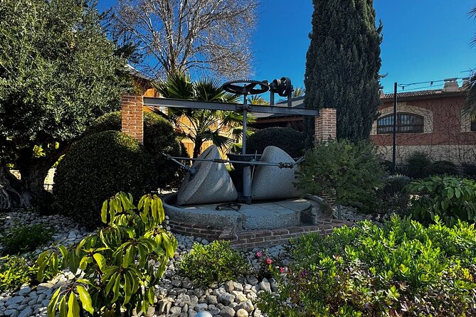 Wine and Tapas Tasting Tour from Alicante, Private Van - Flexibility with Languages and Special Diets