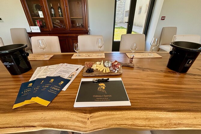 Wine Degustation, Visit and Masterclass from Vérac - Learning the Art of Wine Tasting and Food Pairing