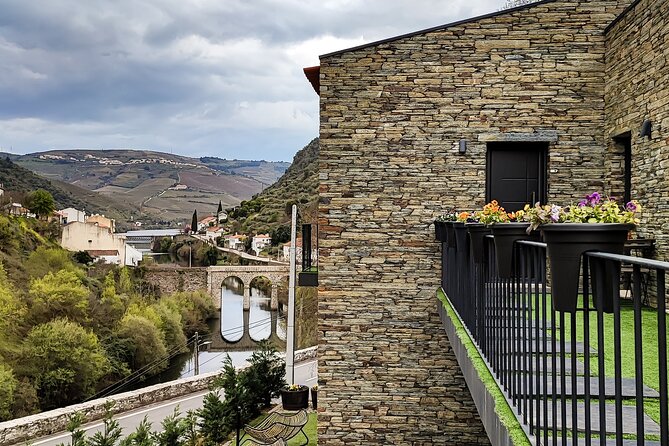 Wine Experience - Authentic Douro Wine Tasting in Pinhao at Just $39.73