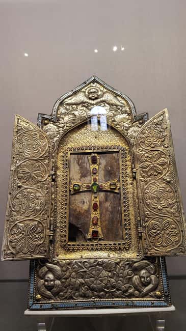 Wine magic and religious culture in Armenia: From sanctuaries to wineries - Key Points