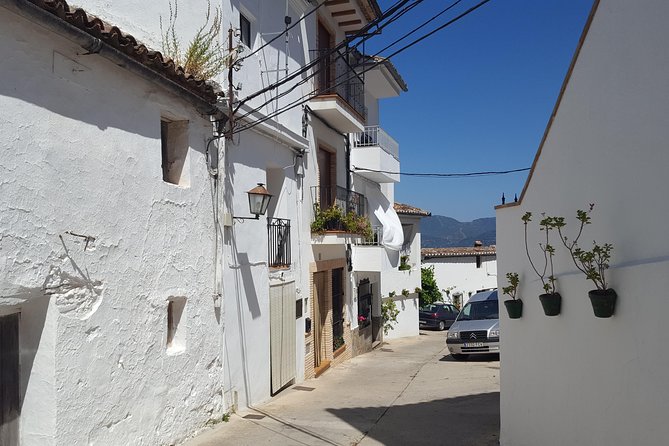 Wine, Tapas & Lake Zahara by e-bike incl Ronda pickup (full day) - Discover Malaga’s Hidden Villages by E-Bike with Wine and Tapas