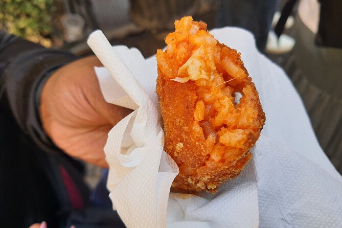 Wine Tasting and Food Tour at Vatican and Trionfale Farmers - Key Points